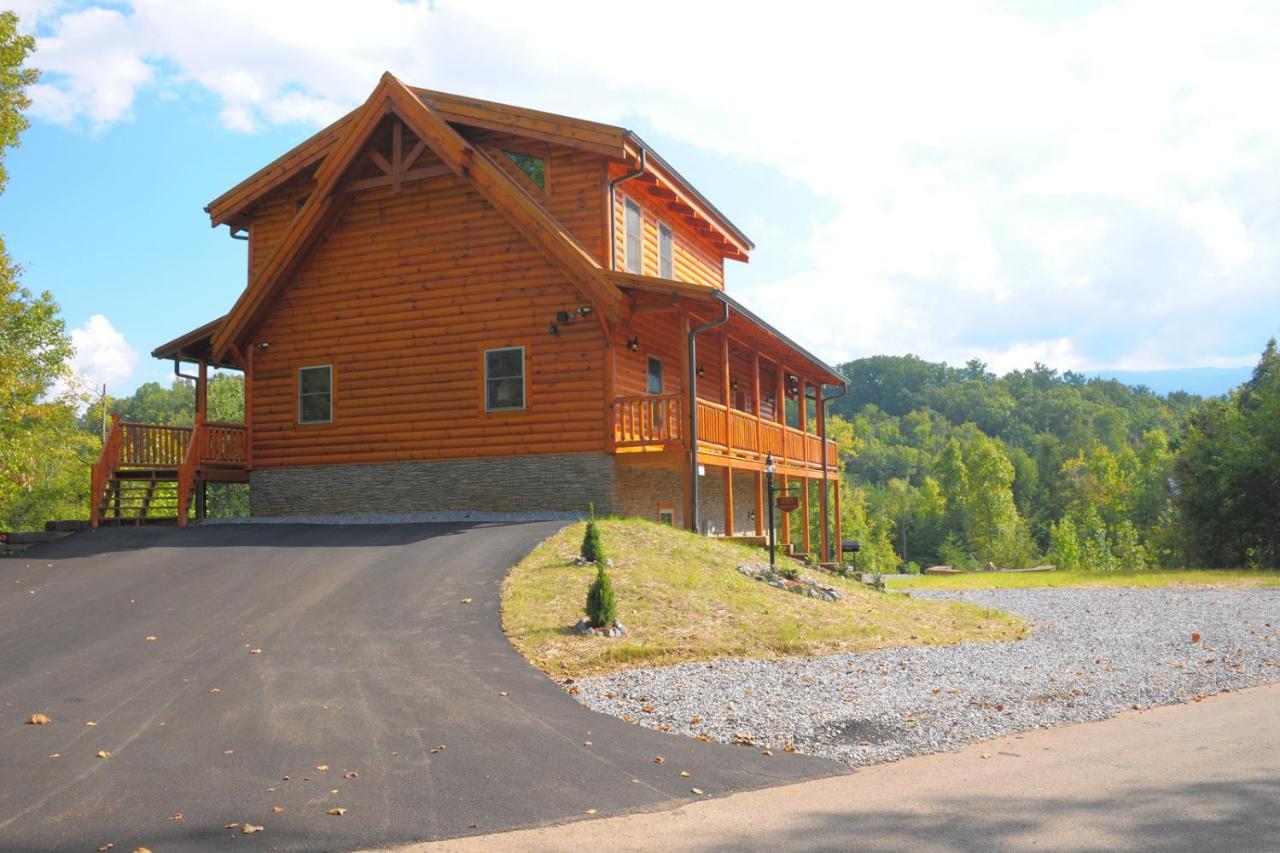 Ridge View Lodge Nature And Mountain View - Hot Tub - Firepit - Yard - Games Gatlinburg Εξωτερικό φωτογραφία