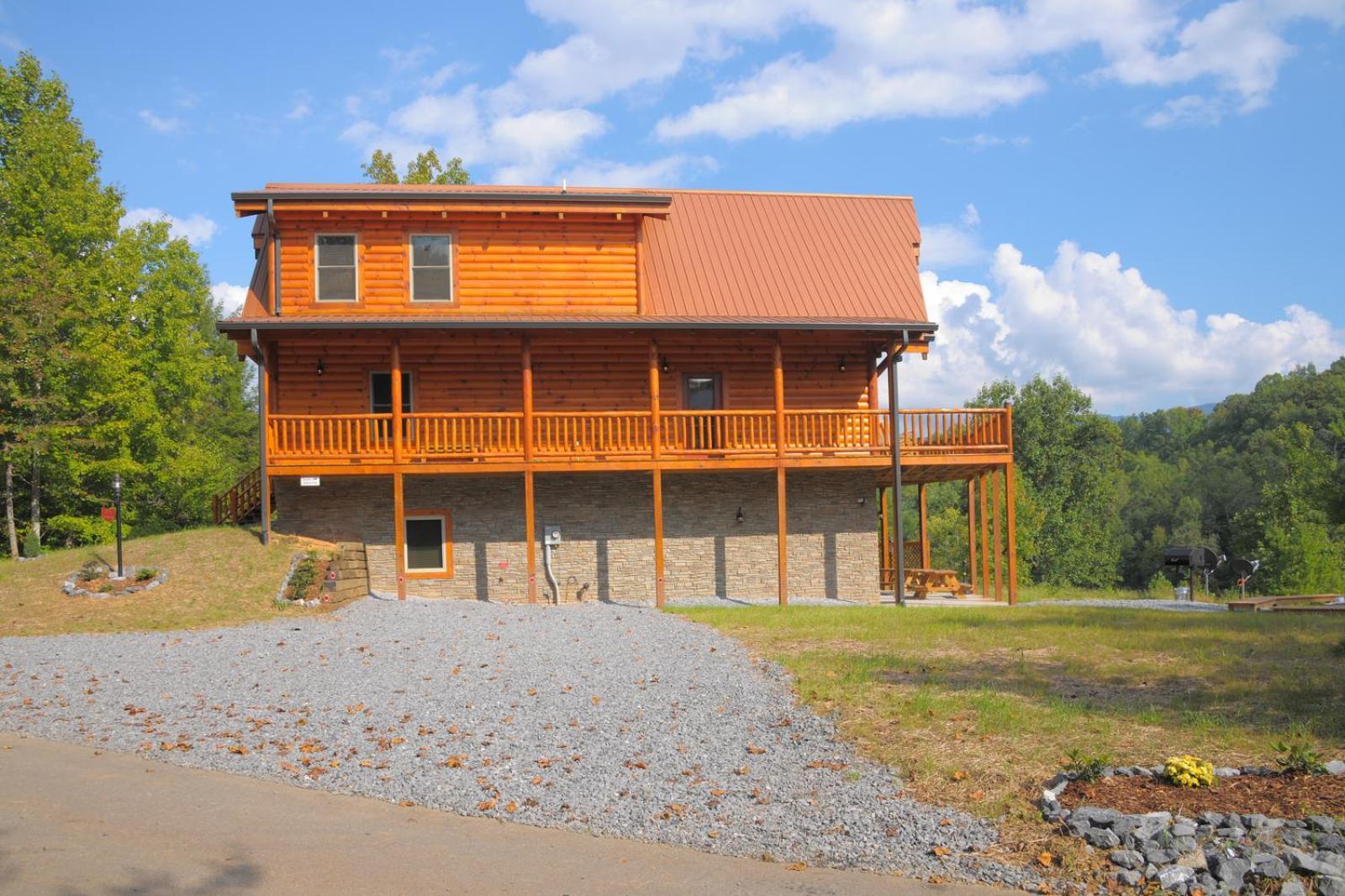 Ridge View Lodge Nature And Mountain View - Hot Tub - Firepit - Yard - Games Gatlinburg Εξωτερικό φωτογραφία