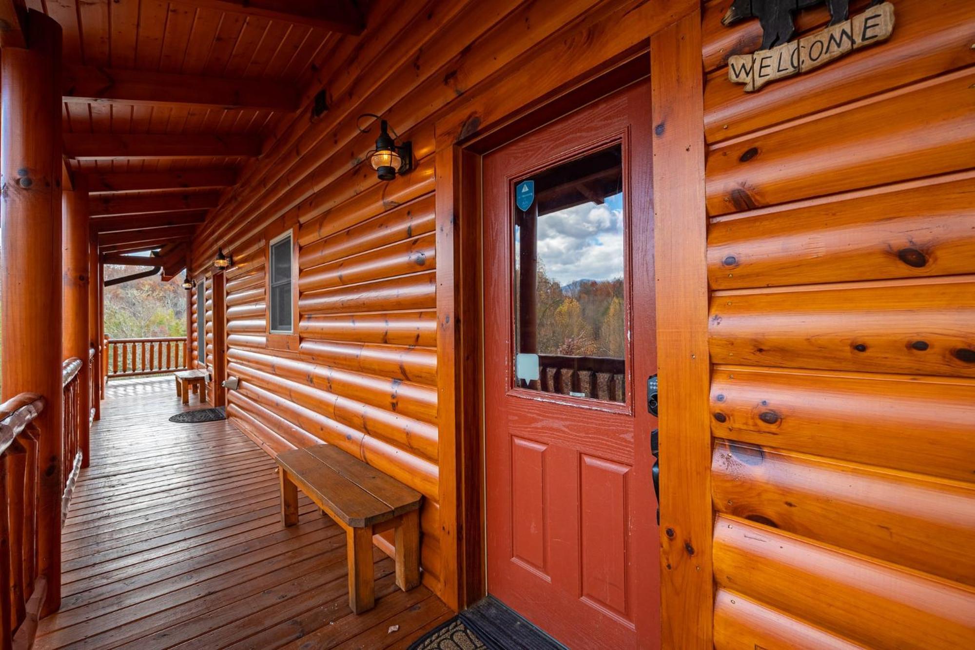 Ridge View Lodge Nature And Mountain View - Hot Tub - Firepit - Yard - Games Gatlinburg Εξωτερικό φωτογραφία