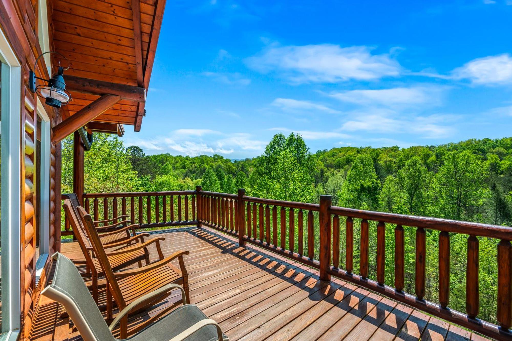 Ridge View Lodge Nature And Mountain View - Hot Tub - Firepit - Yard - Games Gatlinburg Εξωτερικό φωτογραφία