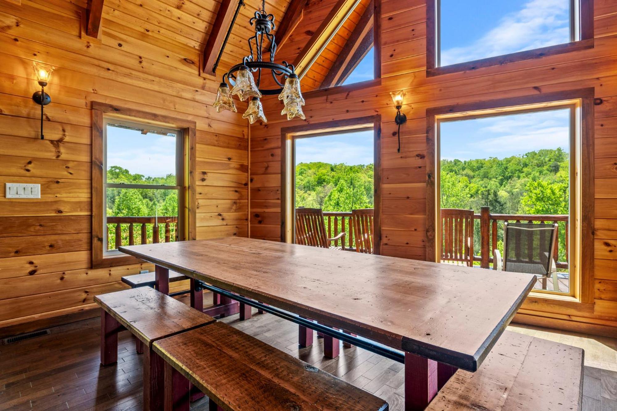 Ridge View Lodge Nature And Mountain View - Hot Tub - Firepit - Yard - Games Gatlinburg Εξωτερικό φωτογραφία
