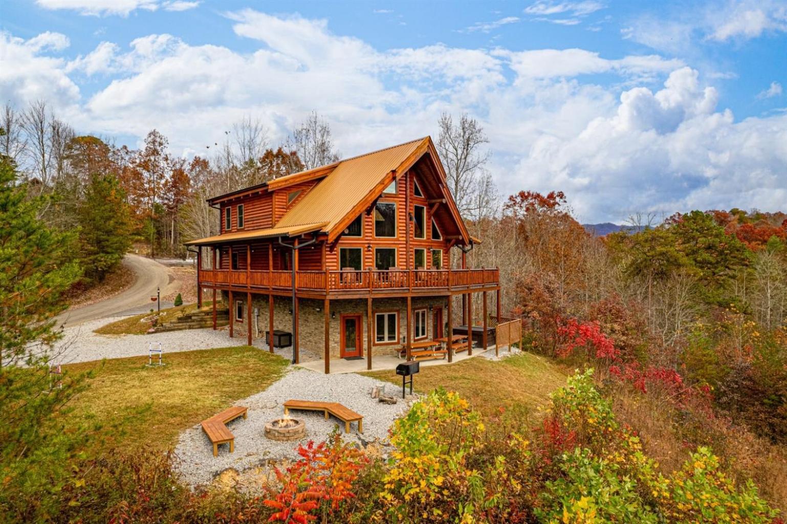 Ridge View Lodge Nature And Mountain View - Hot Tub - Firepit - Yard - Games Gatlinburg Εξωτερικό φωτογραφία