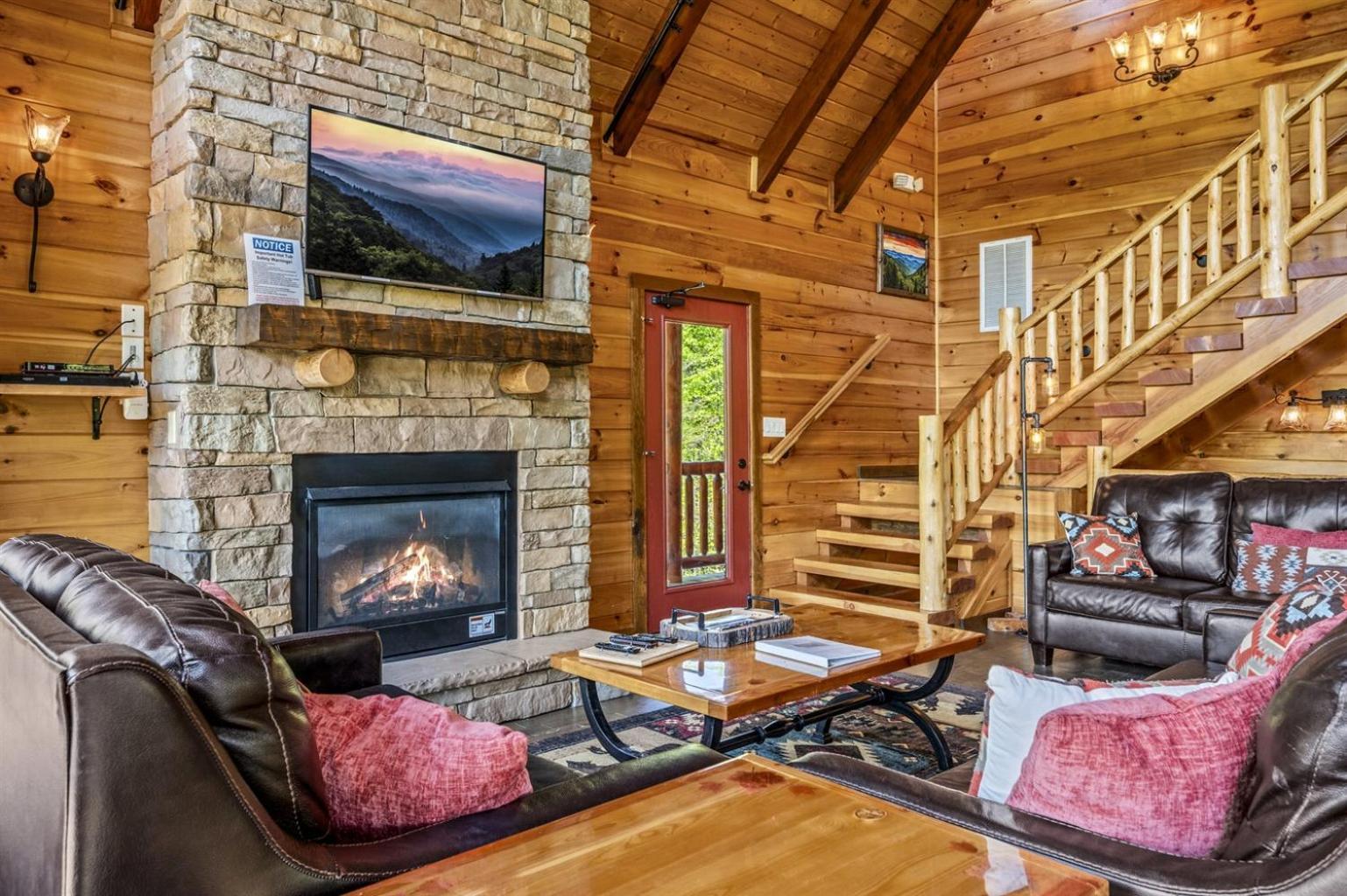 Ridge View Lodge Nature And Mountain View - Hot Tub - Firepit - Yard - Games Gatlinburg Εξωτερικό φωτογραφία